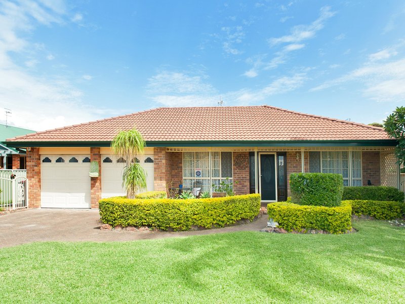 7 Iluka Close, Fingal Bay NSW 2315