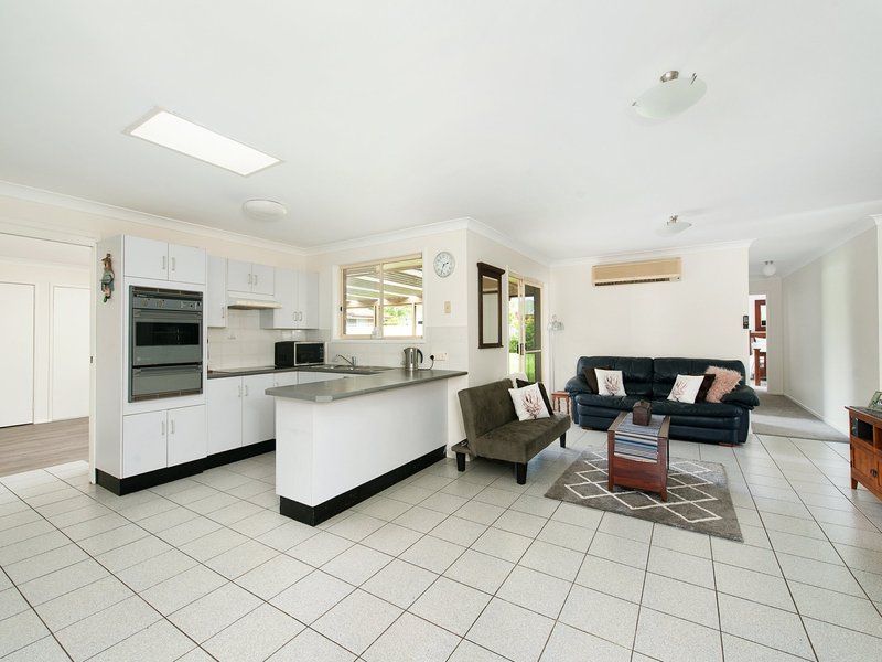 Photo - 7 Iluka Close, Fingal Bay NSW 2315 - Image 2