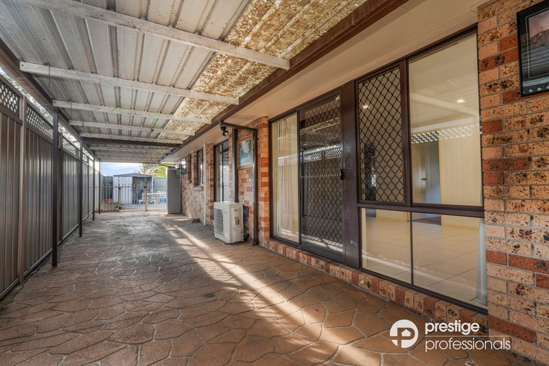 Photo - 7 Implexa Court, Wattle Grove NSW 2173 - Image 9