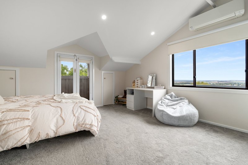 Photo - 7 Ina Drive, Cowra NSW 2794 - Image 11