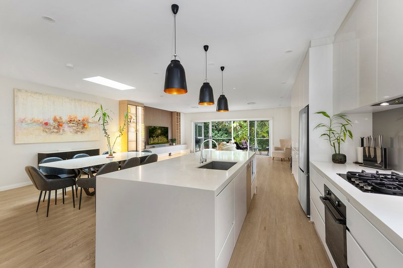 Photo - 7 Ingalara Avenue, Wahroonga NSW 2076 - Image 7