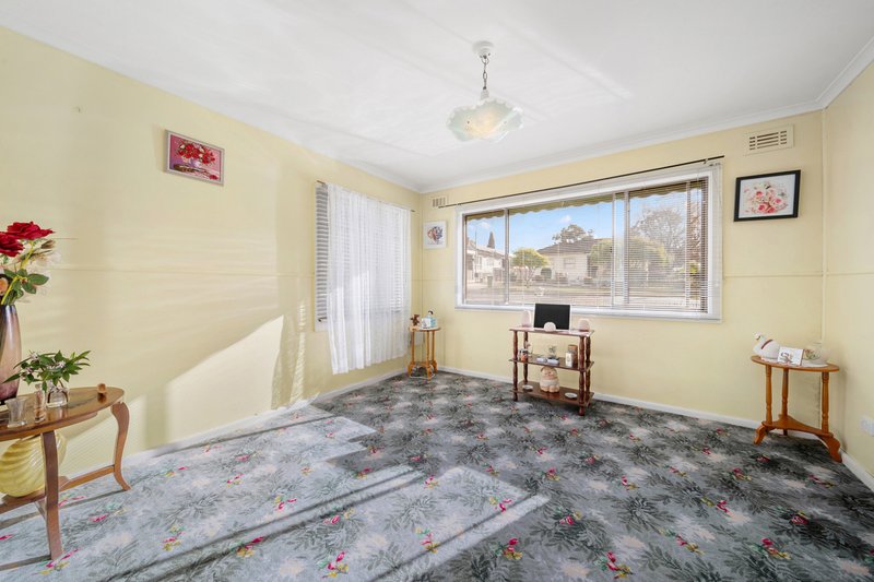 Photo - 7 Ingleside Road, Karabar NSW 2620 - Image 11