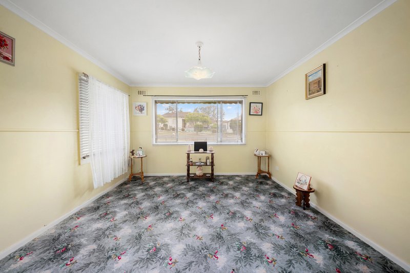 Photo - 7 Ingleside Road, Karabar NSW 2620 - Image 12