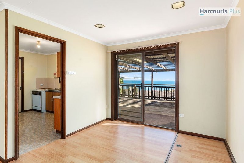 Photo - 7 Ingomar Court, Hallett Cove SA 5158 - Image 7