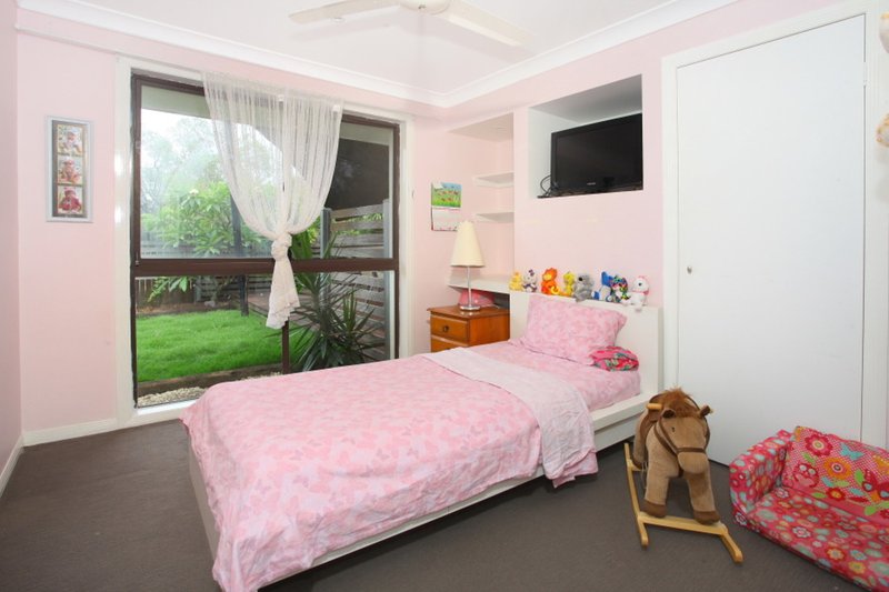 Photo - 7 Innes Avenue, Molendinar QLD 4214 - Image 12