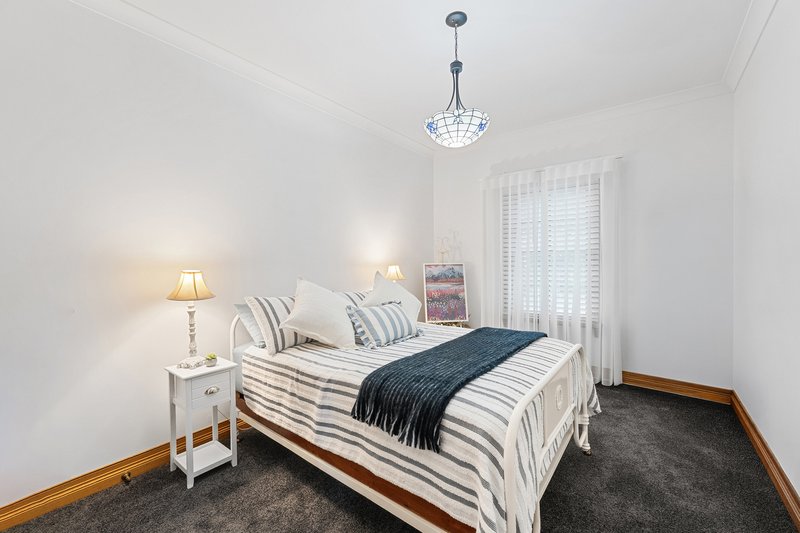 Photo - 7 Island View Drive, Kincumber NSW 2251 - Image 16