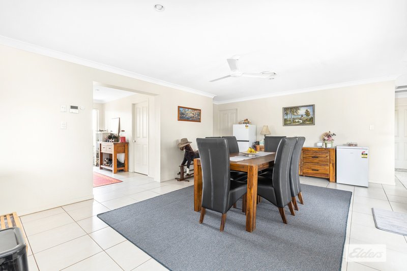 Photo - 7 Ivers Place, Emerald QLD 4720 - Image 6