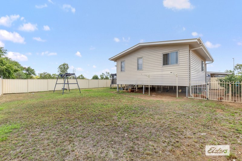 Photo - 7 Ivers Place, Emerald QLD 4720 - Image 18