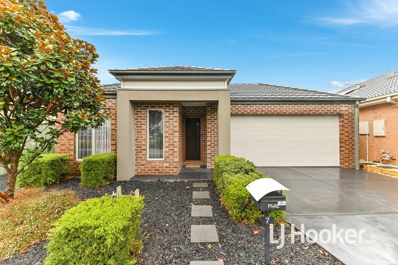 7 Ivy Leaf Road, Pakenham VIC 3810