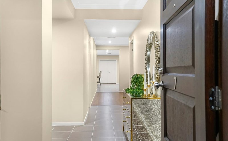 Photo - 7 Jacana Crescent, Williams Landing VIC 3027 - Image 2