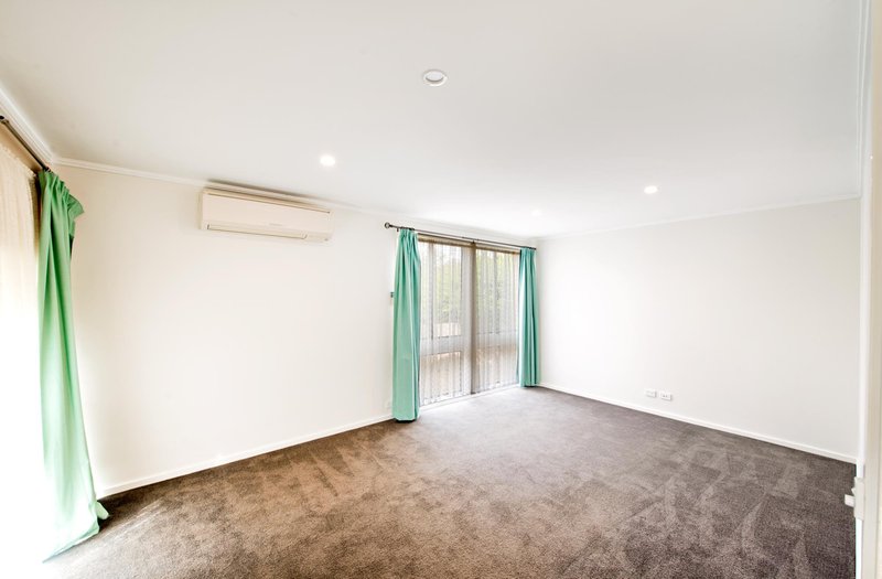 Photo - 7 Jacobs Street, Evatt ACT 2617 - Image 3