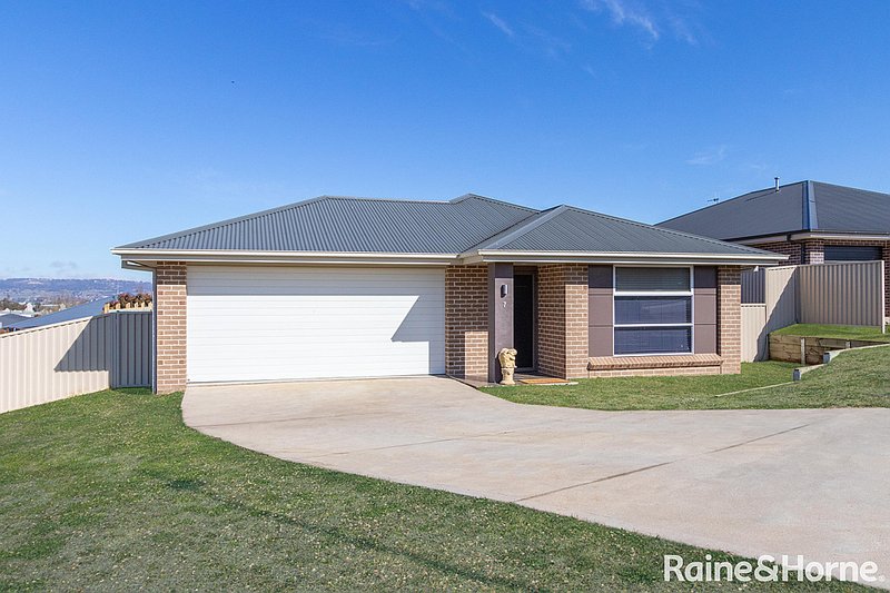 7 Jade Close, Kelso NSW 2795