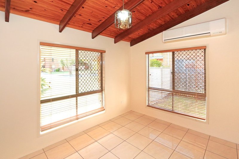 Photo - 7 Jaggard Street, Norman Gardens QLD 4701 - Image 3