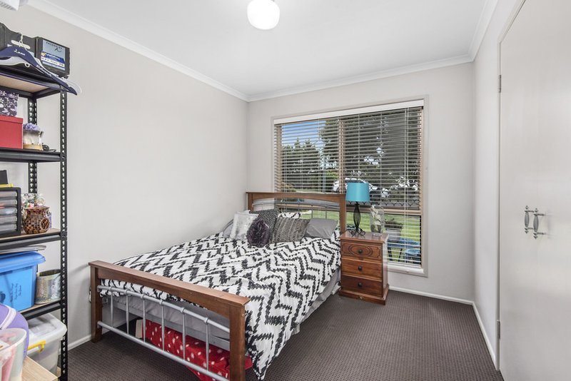 Photo - 7 Jamieson Court, Darling Heights QLD 4350 - Image 6