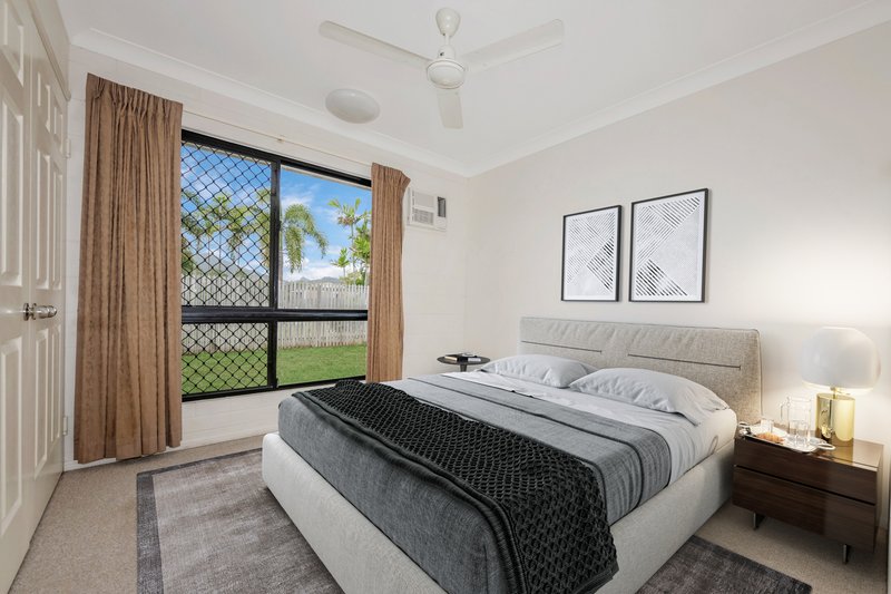 Photo - 7 Janelle Street, Kelso QLD 4815 - Image 5