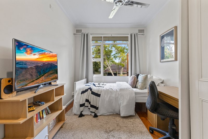 Photo - 7 Janet Avenue, Thornleigh NSW 2120 - Image 9