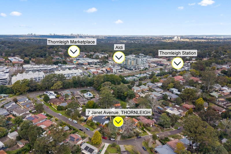 Photo - 7 Janet Avenue, Thornleigh NSW 2120 - Image 13
