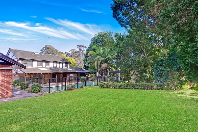 Photo - 7 Jasmine Place, Castle Hill NSW 2154 - Image 5