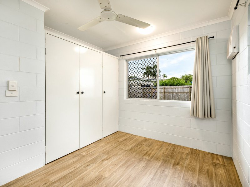 Photo - 7 Jaye Street, Edge Hill QLD 4870 - Image 13