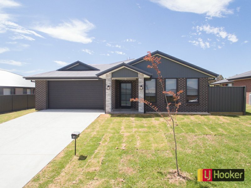 Photo - 7 Jersey Close, Calala NSW 2340 - Image 17