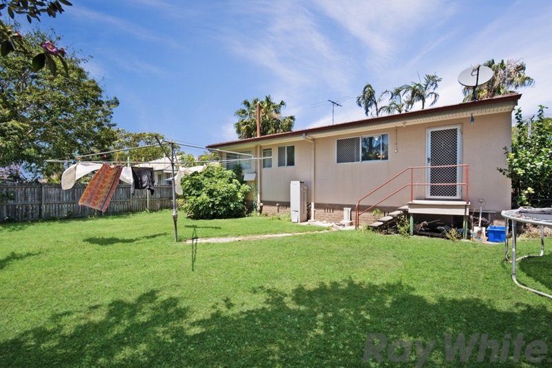 Photo - 7 Jewellan Drive, Deception Bay QLD 4508 - Image 7