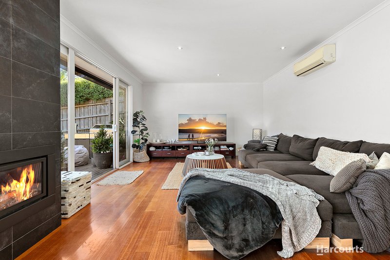 Photo - 7 Jilpanger Road, Donvale VIC 3111 - Image 3