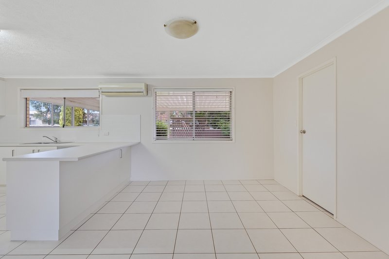 Photo - 7 Jimbour Drive, Newtown QLD 4350 - Image 5