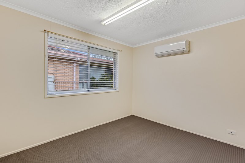 Photo - 7 Jimbour Drive, Newtown QLD 4350 - Image 8