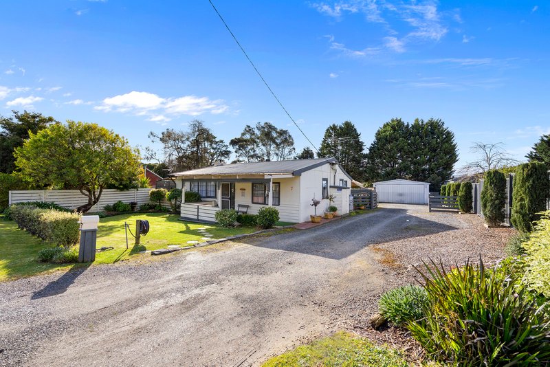 7 John Street, Wandin North VIC 3139