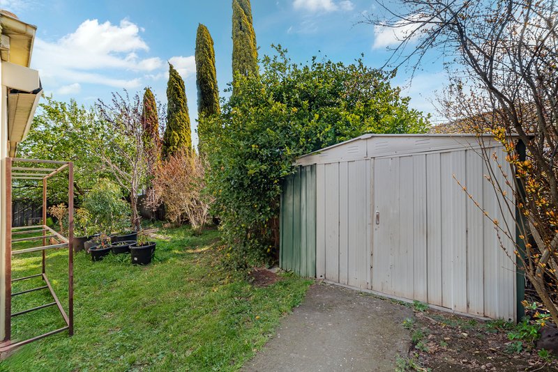 Photo - 7 Johnson Court, Roxburgh Park VIC 3064 - Image 17