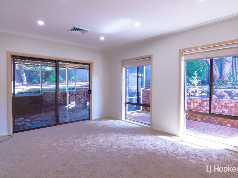 Photo - 7 Jolly Place, Griffith NSW 2680 - Image 4