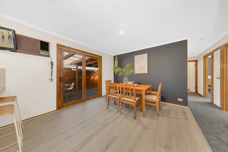 Photo - 7 Jolly Terrace, South Morang VIC 3752 - Image 6