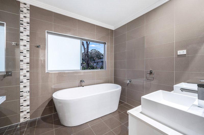 Photo - 7 Jones Avenue, Potts Hill NSW 2143 - Image 7