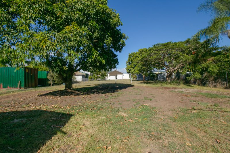 Photo - 7 Jordan Street, Ebbw Vale QLD 4304 - Image 5