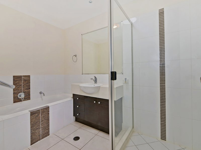 Photo - 7 Jowarra Street, Kallangur QLD 4503 - Image 9