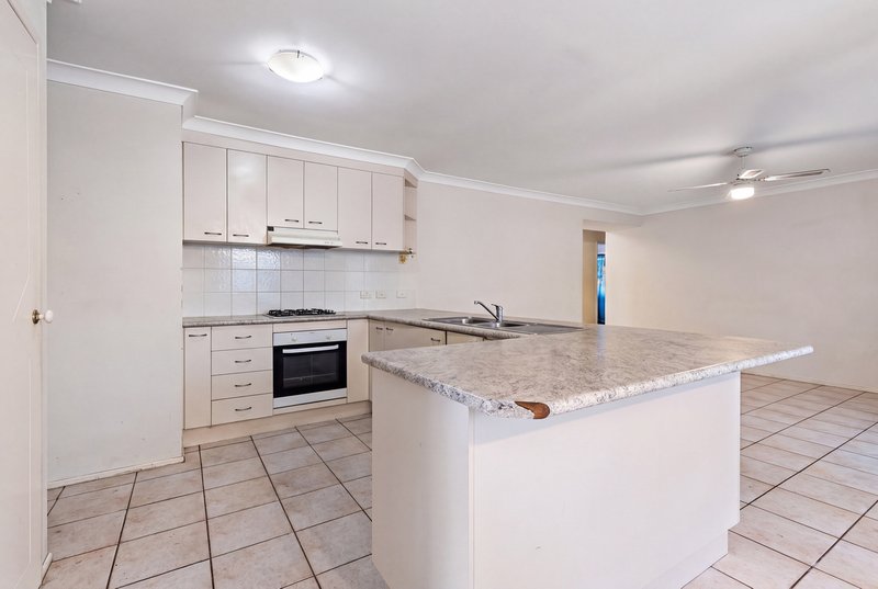 Photo - 7 Joyce Crescent, Bracken Ridge QLD 4017 - Image 3