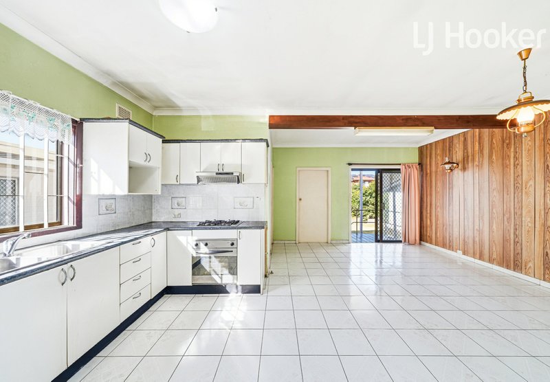 Photo - 7 Judith Avenue, Cabramatta NSW 2166 - Image 6