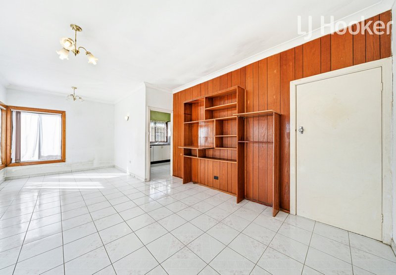 Photo - 7 Judith Avenue, Cabramatta NSW 2166 - Image 9