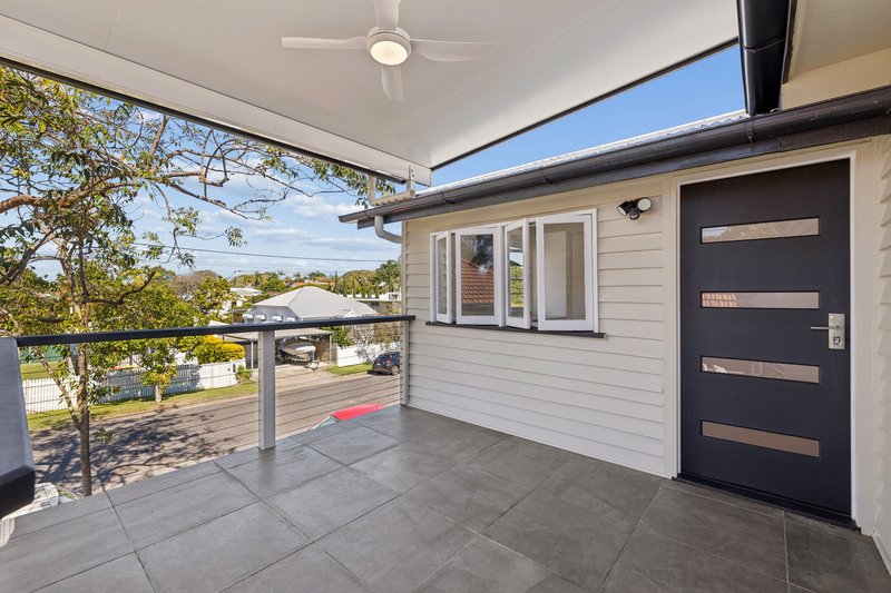 Photo - 7 Julia Street, Wavell Heights QLD 4012 - Image 4