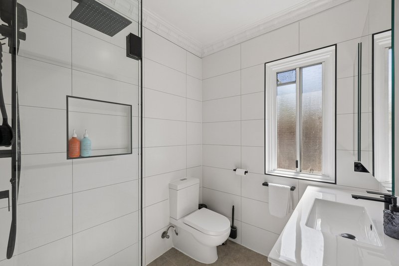 Photo - 7 Julia Street, Wavell Heights QLD 4012 - Image 11