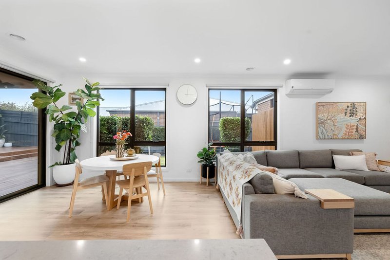 Photo - 7 Julian Court, Somerville VIC 3912 - Image 4