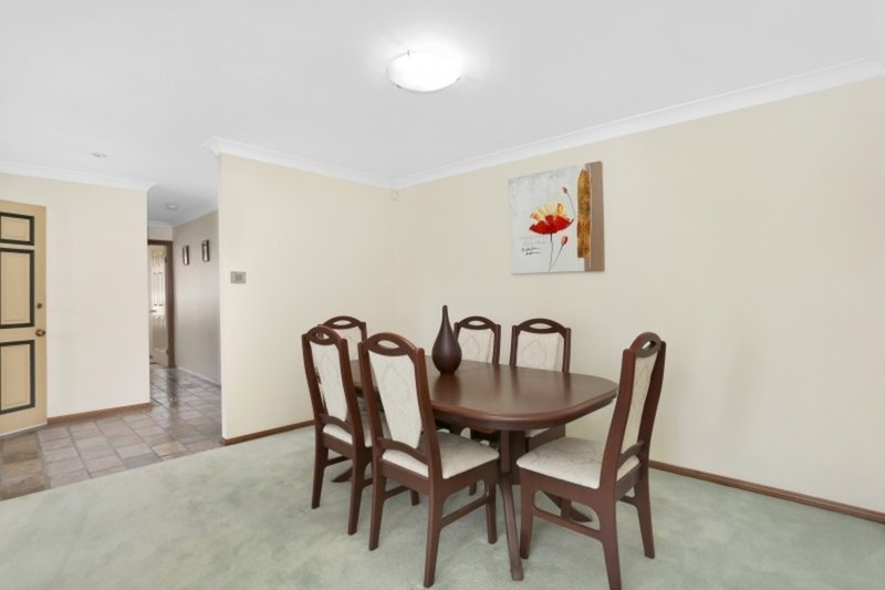 Photo - 7 Jull Place, St Helens Park NSW 2560 - Image 8