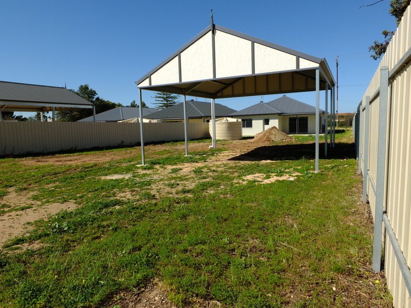 Photo - 7 Kadina Road, Moonta SA 5558 - Image 13