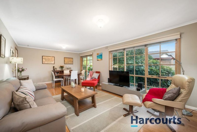 Photo - 7 Kalinya Drive, Wantirna VIC 3152 - Image 4