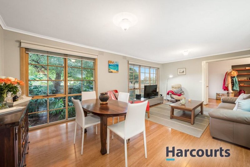 Photo - 7 Kalinya Drive, Wantirna VIC 3152 - Image 5