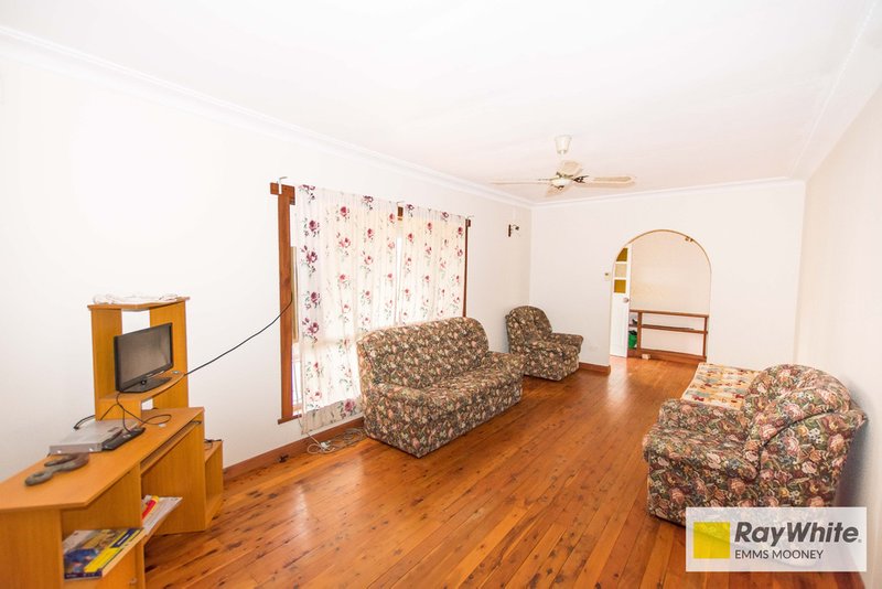 Photo - 7 Kangarooby Road, Cowra NSW 2794 - Image 3