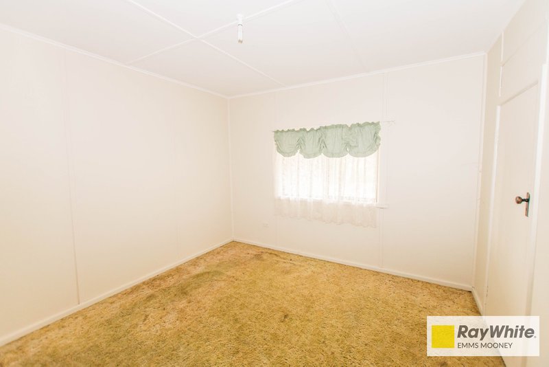 Photo - 7 Kangarooby Road, Cowra NSW 2794 - Image 8