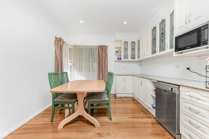 Photo - 7 Karingal Way, Thomastown VIC 3074 - Image 5