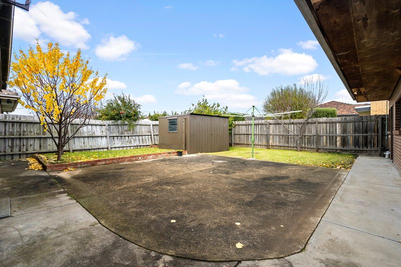 Photo - 7 Kathryn Avenue, Lalor VIC 3075 - Image 8