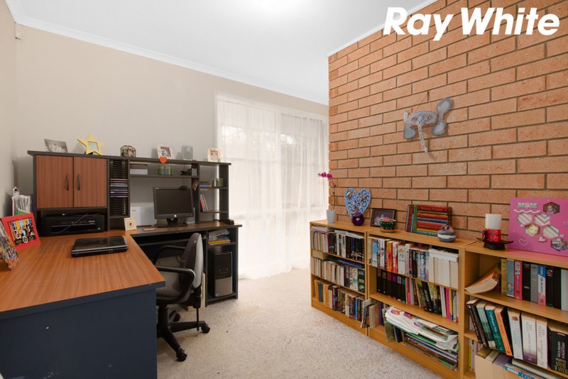 Photo - 7 Katjusha Court, Pakenham VIC 3810 - Image 7